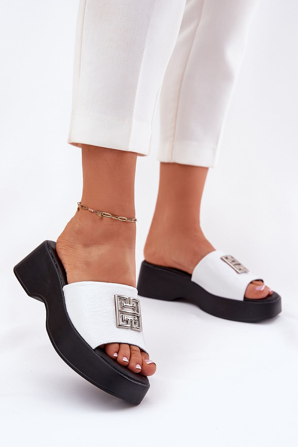 Flip-flops model 212882 Step in style